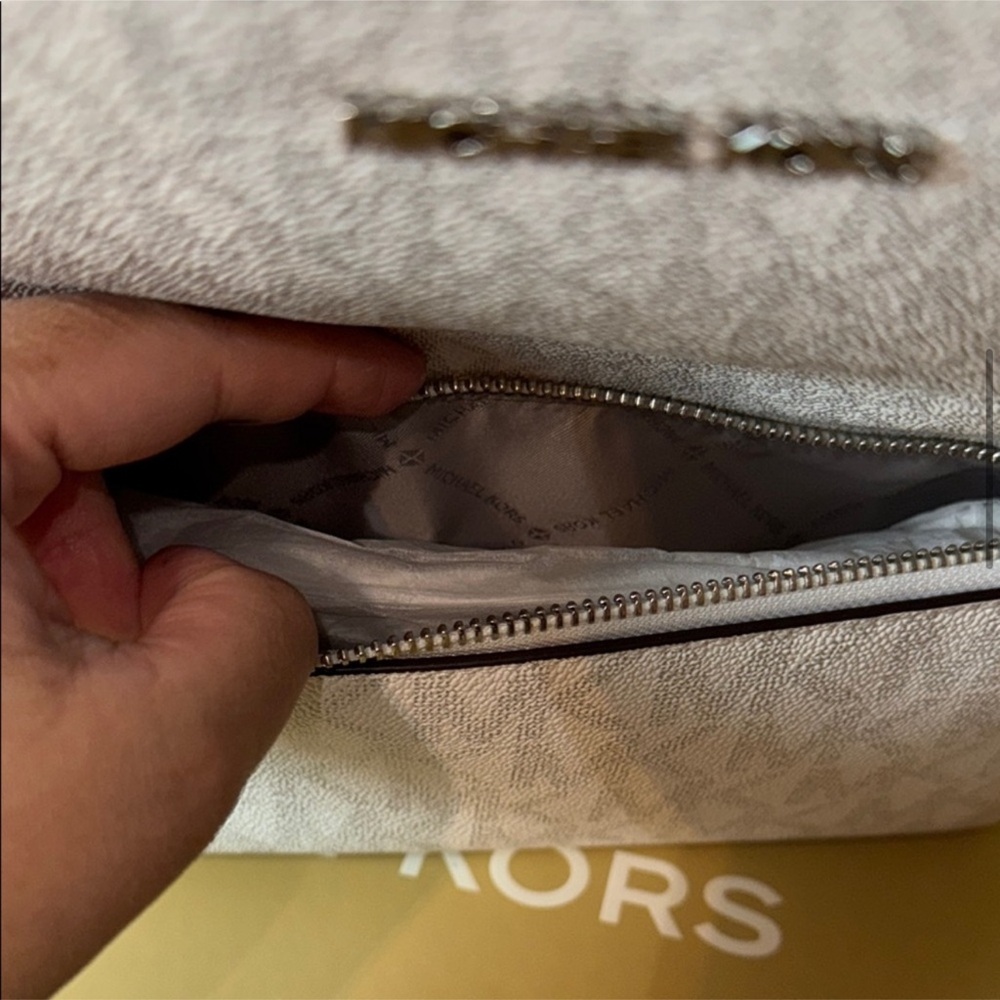 Michael Kors White Monogram Backpack Dome-Shaped Design NWT ( No Box ) Sheila - Picture 12 of 17